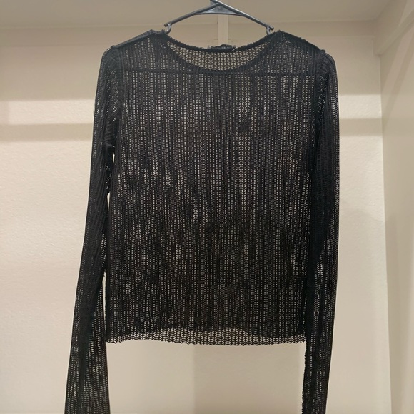 Top - Picture 2 of 2